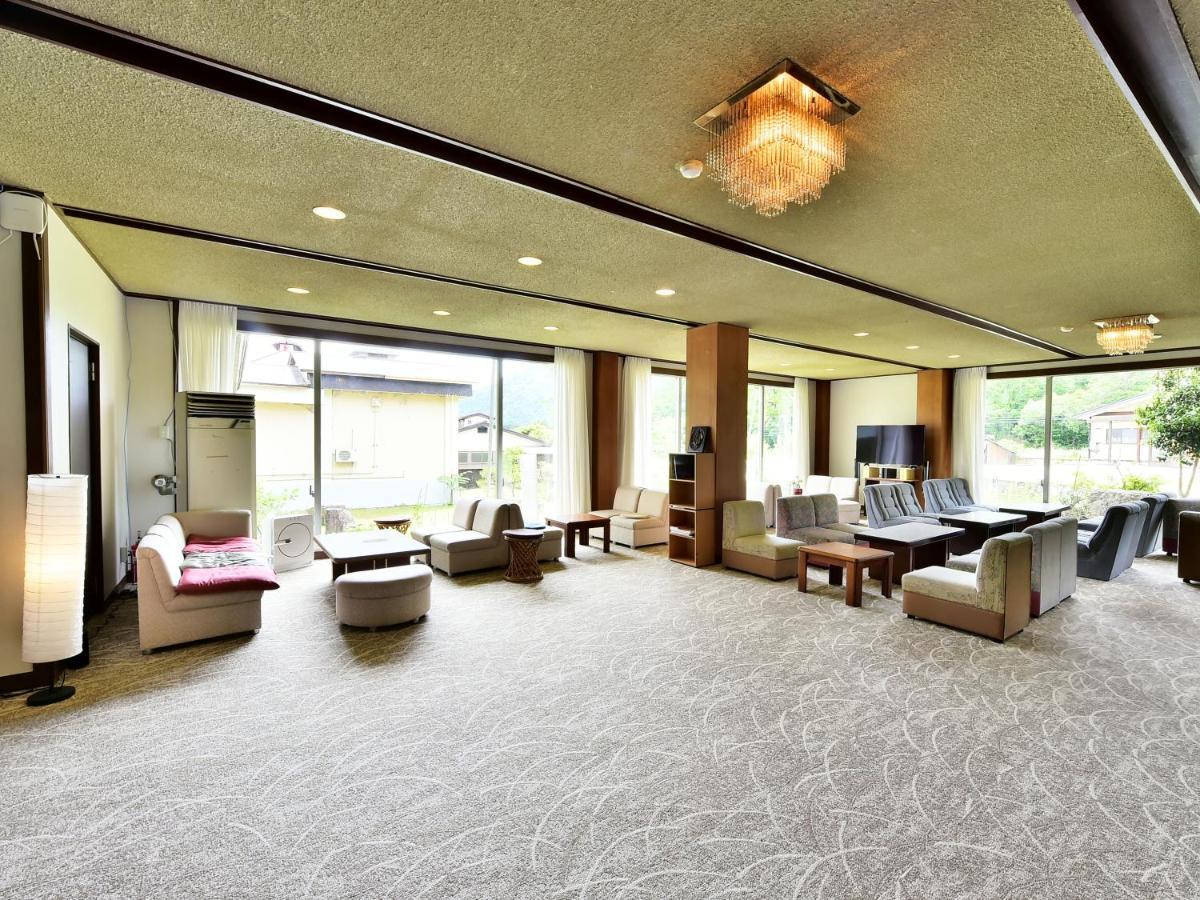 Alpine Route Hotel Омати Экстерьер фото
