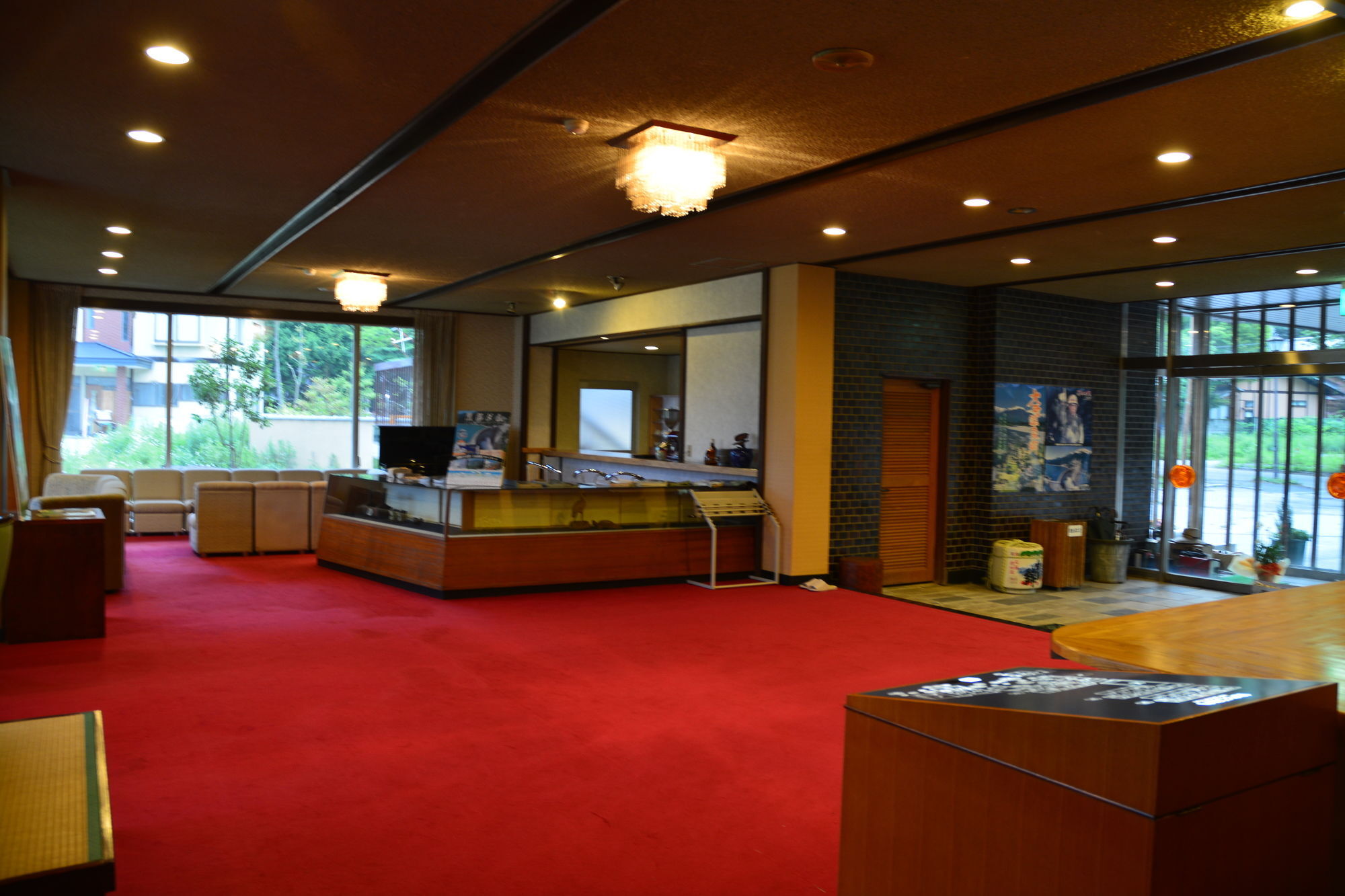 Alpine Route Hotel Омати Экстерьер фото